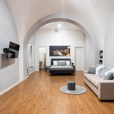 Apartamento House Visconti Bari Exterior foto