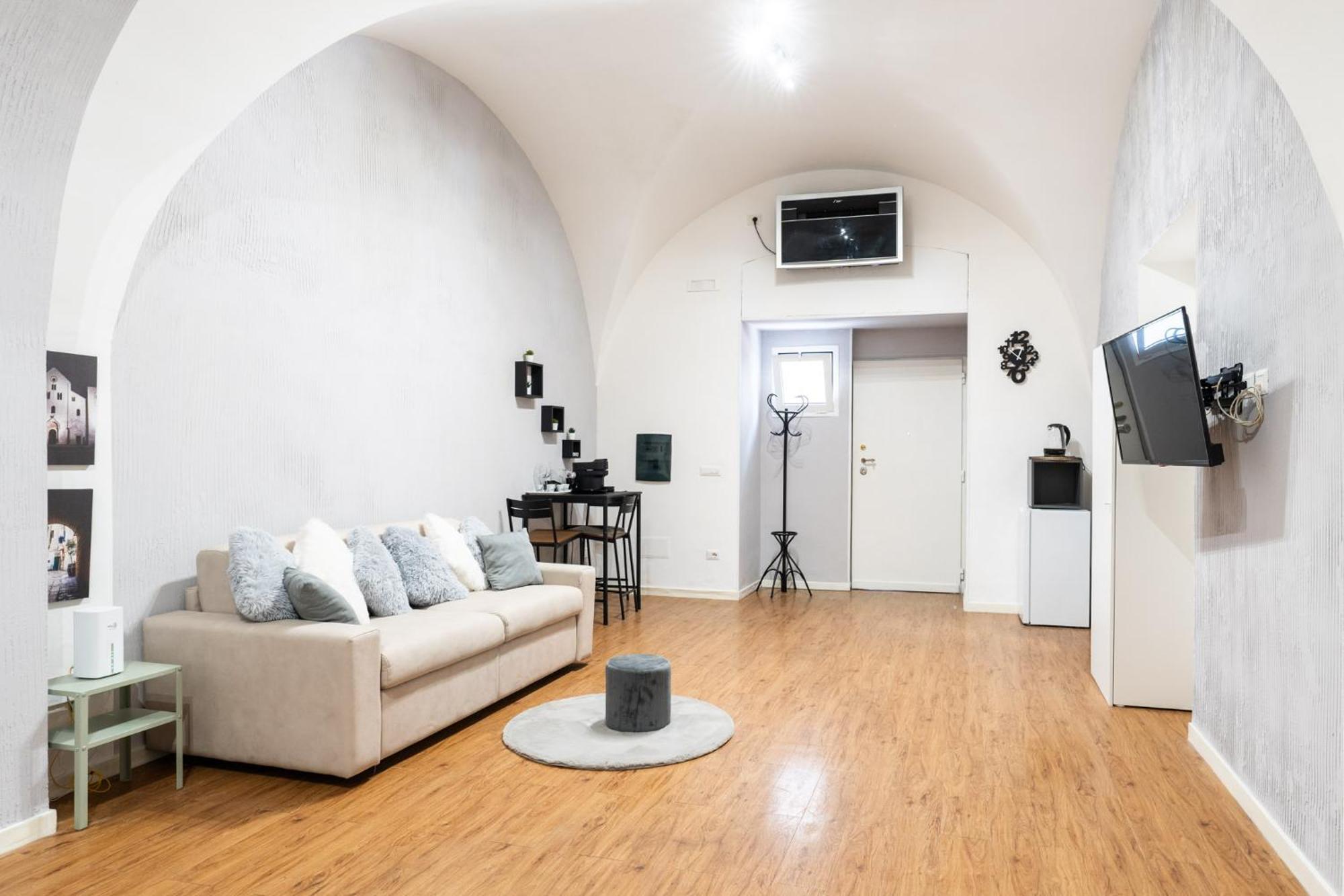 Apartamento House Visconti Bari Exterior foto